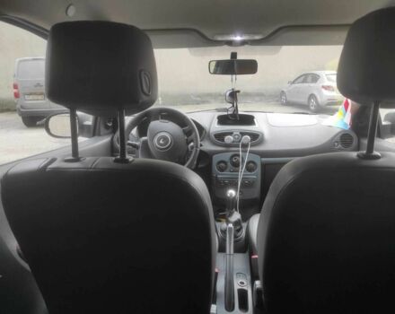 Білий Рено Кліо, об'ємом двигуна 1.5 л та пробігом 240 тис. км за 3500 $, фото 13 на Automoto.ua