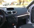 Белый Рено Клио, объемом двигателя 1.5 л и пробегом 117 тыс. км за 6380 $, фото 2 на Automoto.ua