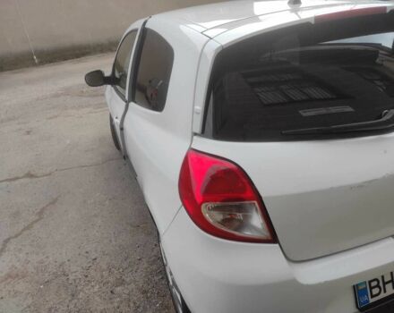 Білий Рено Кліо, об'ємом двигуна 1.5 л та пробігом 240 тис. км за 3500 $, фото 4 на Automoto.ua