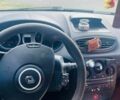 Белый Рено Клио, объемом двигателя 1.5 л и пробегом 340 тыс. км за 4050 $, фото 2 на Automoto.ua
