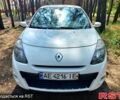 Белый Рено Клио, объемом двигателя 1.5 л и пробегом 214 тыс. км за 5100 $, фото 4 на Automoto.ua