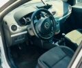Белый Рено Клио, объемом двигателя 1.5 л и пробегом 297 тыс. км за 4200 $, фото 16 на Automoto.ua