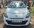Білий Рено Кліо, об'ємом двигуна 1.5 л та пробігом 215 тис. км за 4800 $, фото 1 на Automoto.ua