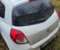 Белый Рено Клио, объемом двигателя 1.5 л и пробегом 175 тыс. км за 1500 $, фото 2 на Automoto.ua