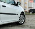 Белый Рено Клио, объемом двигателя 1.5 л и пробегом 246 тыс. км за 5444 $, фото 5 на Automoto.ua