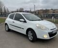Білий Рено Кліо, об'ємом двигуна 1.5 л та пробігом 105 тис. км за 5500 $, фото 1 на Automoto.ua