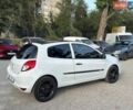 Белый Рено Клио, объемом двигателя 1.46 л и пробегом 298 тыс. км за 5500 $, фото 6 на Automoto.ua