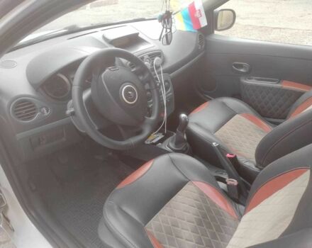 Білий Рено Кліо, об'ємом двигуна 1.5 л та пробігом 240 тис. км за 3500 $, фото 9 на Automoto.ua