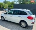 Белый Рено Клио, объемом двигателя 1.5 л и пробегом 297 тыс. км за 4200 $, фото 14 на Automoto.ua