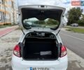 Белый Рено Клио, объемом двигателя 1.5 л и пробегом 246 тыс. км за 5444 $, фото 42 на Automoto.ua