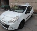 Білий Рено Кліо, об'ємом двигуна 1.5 л та пробігом 240 тис. км за 3500 $, фото 2 на Automoto.ua