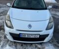 Білий Рено Кліо, об'ємом двигуна 1.5 л та пробігом 243 тис. км за 5000 $, фото 4 на Automoto.ua