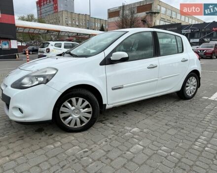 Білий Рено Кліо, об'ємом двигуна 1.15 л та пробігом 207 тис. км за 4000 $, фото 3 на Automoto.ua