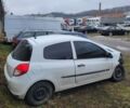 Белый Рено Клио, объемом двигателя 1.5 л и пробегом 175 тыс. км за 1500 $, фото 3 на Automoto.ua
