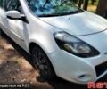 Белый Рено Клио, объемом двигателя 1.5 л и пробегом 214 тыс. км за 5100 $, фото 1 на Automoto.ua