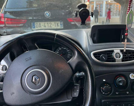 Білий Рено Кліо, об'ємом двигуна 1.46 л та пробігом 250 тис. км за 5100 $, фото 9 на Automoto.ua