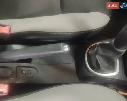 Білий Рено Кліо, об'ємом двигуна 1.46 л та пробігом 215 тис. км за 4950 $, фото 23 на Automoto.ua