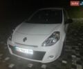 Білий Рено Кліо, об'ємом двигуна 1.5 л та пробігом 250 тис. км за 3800 $, фото 1 на Automoto.ua