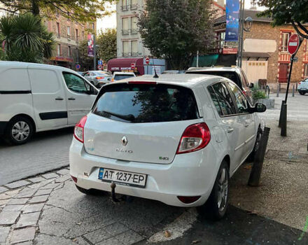 Білий Рено Кліо, об'ємом двигуна 1.46 л та пробігом 250 тис. км за 5100 $, фото 7 на Automoto.ua