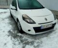 Білий Рено Кліо, об'ємом двигуна 1.5 л та пробігом 25000 тис. км за 4750 $, фото 1 на Automoto.ua