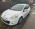Білий Рено Кліо, об'ємом двигуна 1.1 л та пробігом 135 тис. км за 5600 $, фото 3 на Automoto.ua