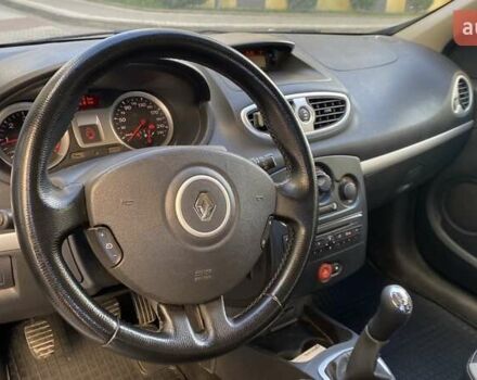 Білий Рено Кліо, об'ємом двигуна 1.5 л та пробігом 212 тис. км за 4999 $, фото 19 на Automoto.ua