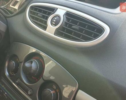 Белый Рено Клио, объемом двигателя 1.46 л и пробегом 200 тыс. км за 4400 $, фото 11 на Automoto.ua