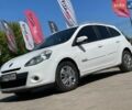 Белый Рено Клио, объемом двигателя 1.5 л и пробегом 242 тыс. км за 5799 $, фото 1 на Automoto.ua