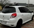 Белый Рено Клио, объемом двигателя 1.6 л и пробегом 140 тыс. км за 5500 $, фото 4 на Automoto.ua