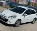 Белый Рено Клио, объемом двигателя 1.5 л и пробегом 242 тыс. км за 5799 $, фото 2 на Automoto.ua