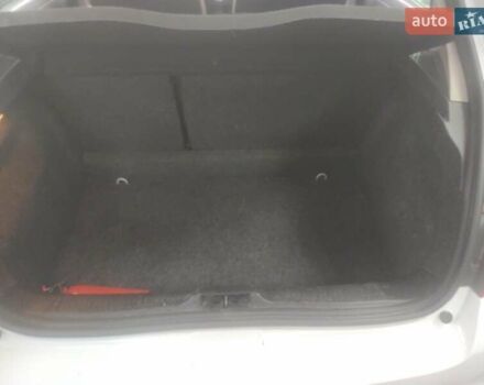 Білий Рено Кліо, об'ємом двигуна 1.46 л та пробігом 215 тис. км за 4950 $, фото 37 на Automoto.ua