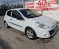 Белый Рено Клио, объемом двигателя 1.46 л и пробегом 226 тыс. км за 4900 $, фото 1 на Automoto.ua
