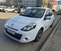 Белый Рено Клио, объемом двигателя 1.5 л и пробегом 249 тыс. км за 6500 $, фото 1 на Automoto.ua
