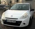 Белый Рено Клио, объемом двигателя 1.1 л и пробегом 350 тыс. км за 4100 $, фото 1 на Automoto.ua