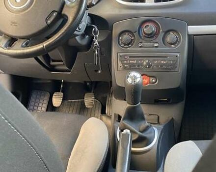 Білий Рено Кліо, об'ємом двигуна 1.5 л та пробігом 212 тис. км за 4999 $, фото 20 на Automoto.ua