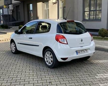 Білий Рено Кліо, об'ємом двигуна 1.5 л та пробігом 212 тис. км за 4999 $, фото 10 на Automoto.ua