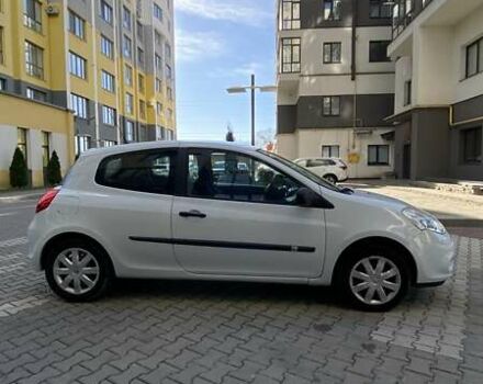 Білий Рено Кліо, об'ємом двигуна 1.5 л та пробігом 212 тис. км за 4999 $, фото 6 на Automoto.ua