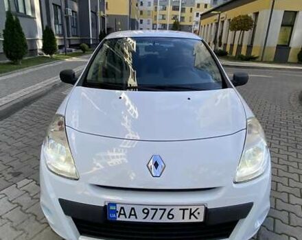 Білий Рено Кліо, об'ємом двигуна 1.5 л та пробігом 212 тис. км за 4999 $, фото 15 на Automoto.ua