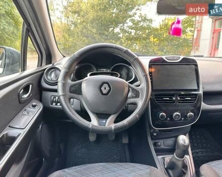 Белый Рено Клио, объемом двигателя 1.5 л и пробегом 241 тыс. км за 7200 $, фото 26 на Automoto.ua