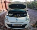 Белый Рено Клио, объемом двигателя 1.5 л и пробегом 157 тыс. км за 4800 $, фото 1 на Automoto.ua