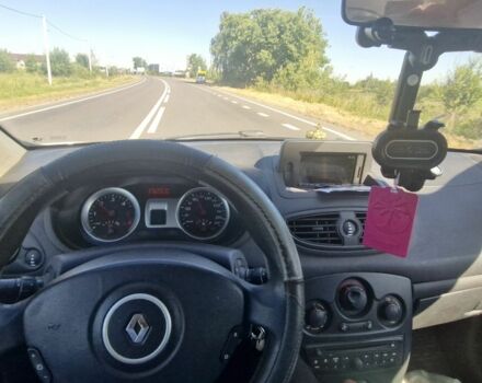 Білий Рено Кліо, об'ємом двигуна 1.5 л та пробігом 214 тис. км за 5000 $, фото 7 на Automoto.ua