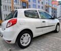 Белый Рено Клио, объемом двигателя 1.5 л и пробегом 157 тыс. км за 4500 $, фото 10 на Automoto.ua