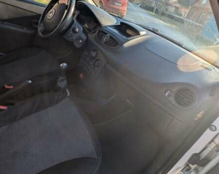 Білий Рено Кліо, об'ємом двигуна 1.5 л та пробігом 198 тис. км за 5300 $, фото 15 на Automoto.ua