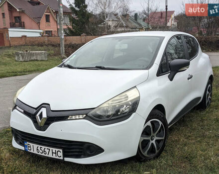 Белый Рено Клио, объемом двигателя 1.5 л и пробегом 214 тыс. км за 7297 $, фото 1 на Automoto.ua