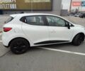 Белый Рено Клио, объемом двигателя 1.46 л и пробегом 328 тыс. км за 5700 $, фото 3 на Automoto.ua