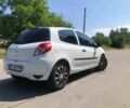Белый Рено Клио, объемом двигателя 1.5 л и пробегом 268 тыс. км за 3800 $, фото 12 на Automoto.ua