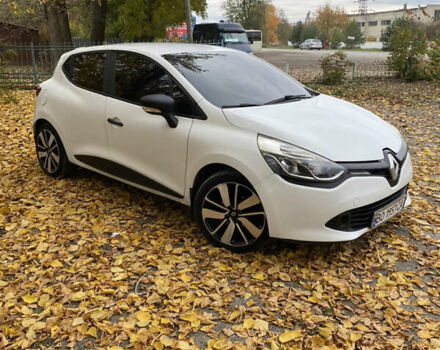 Белый Рено Клио, объемом двигателя 1.46 л и пробегом 250 тыс. км за 7300 $, фото 4 на Automoto.ua