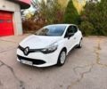 Белый Рено Клио, объемом двигателя 1.5 л и пробегом 241 тыс. км за 7200 $, фото 2 на Automoto.ua