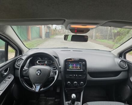 Белый Рено Клио, объемом двигателя 1.5 л и пробегом 292 тыс. км за 5500 $, фото 8 на Automoto.ua