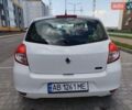 Белый Рено Клио, объемом двигателя 1.5 л и пробегом 157 тыс. км за 4500 $, фото 7 на Automoto.ua